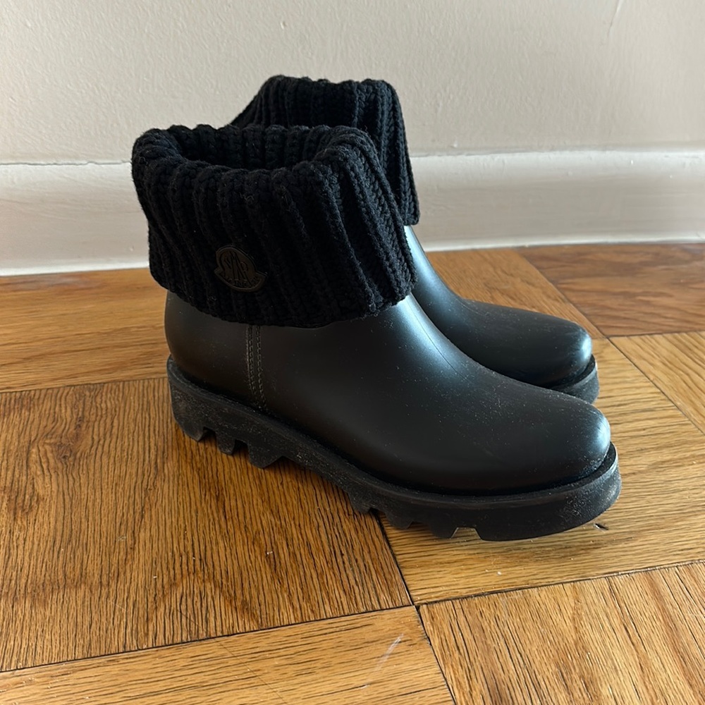 Moncler Ginette Boot - Picture 3 of 8